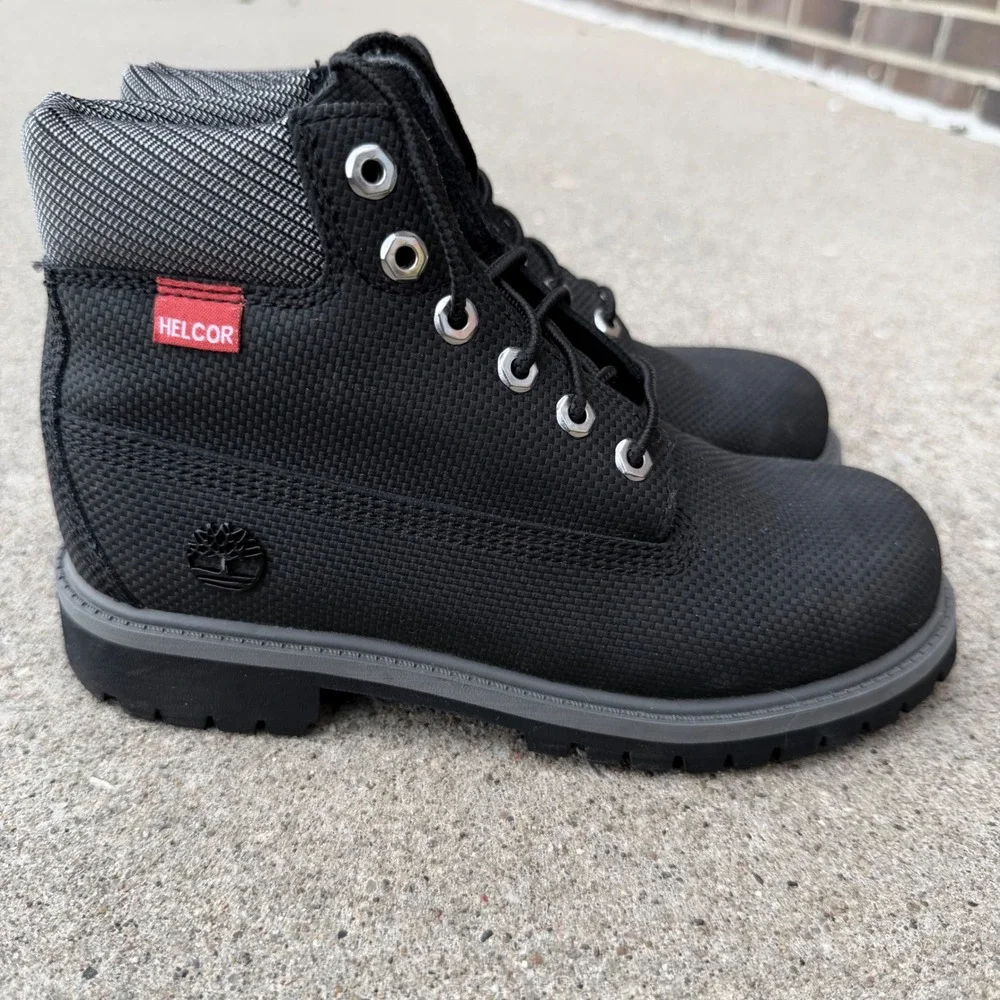 Timberland Helcor 6 Inch Premium Boots Boys Sz 2.5 Black Scuff Resistant A1A7Z
